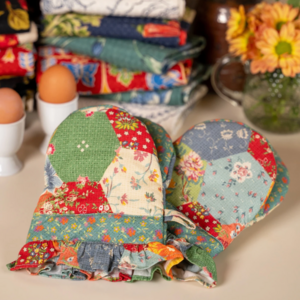 April Cornell Mini Mitt Set Patchwork Country Fair April Cornell Mini Mitt Set Patchwork Country Fair