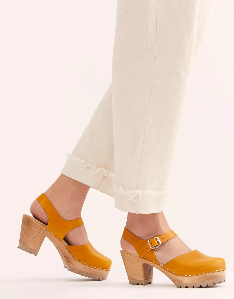 MIA SHOES ABBA SWEDISH CLOG - MUSTARD