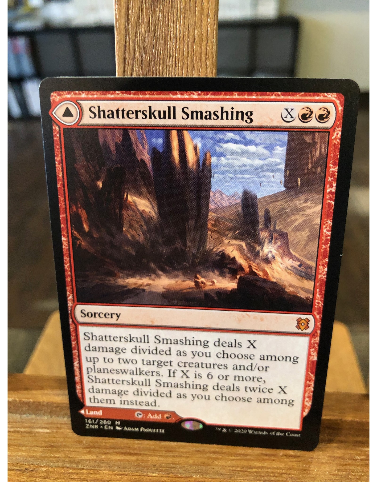 Magic Shatterskull Smashing // Shatterskull, the Hammer Pass  (ZNR)