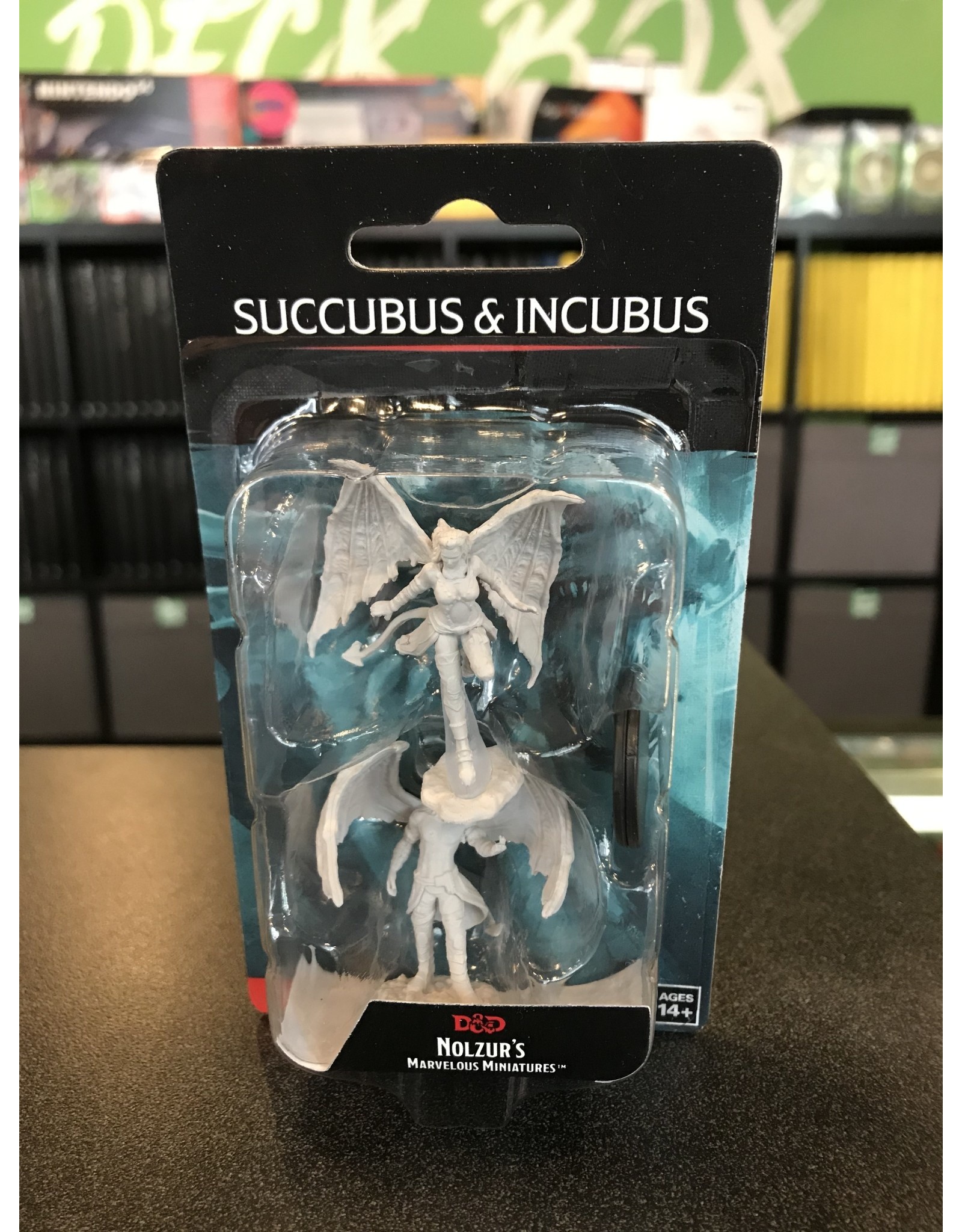 D & D Minis DND UNPAINTED MINIS WV10 SUCCUBUS AND INCUBUS