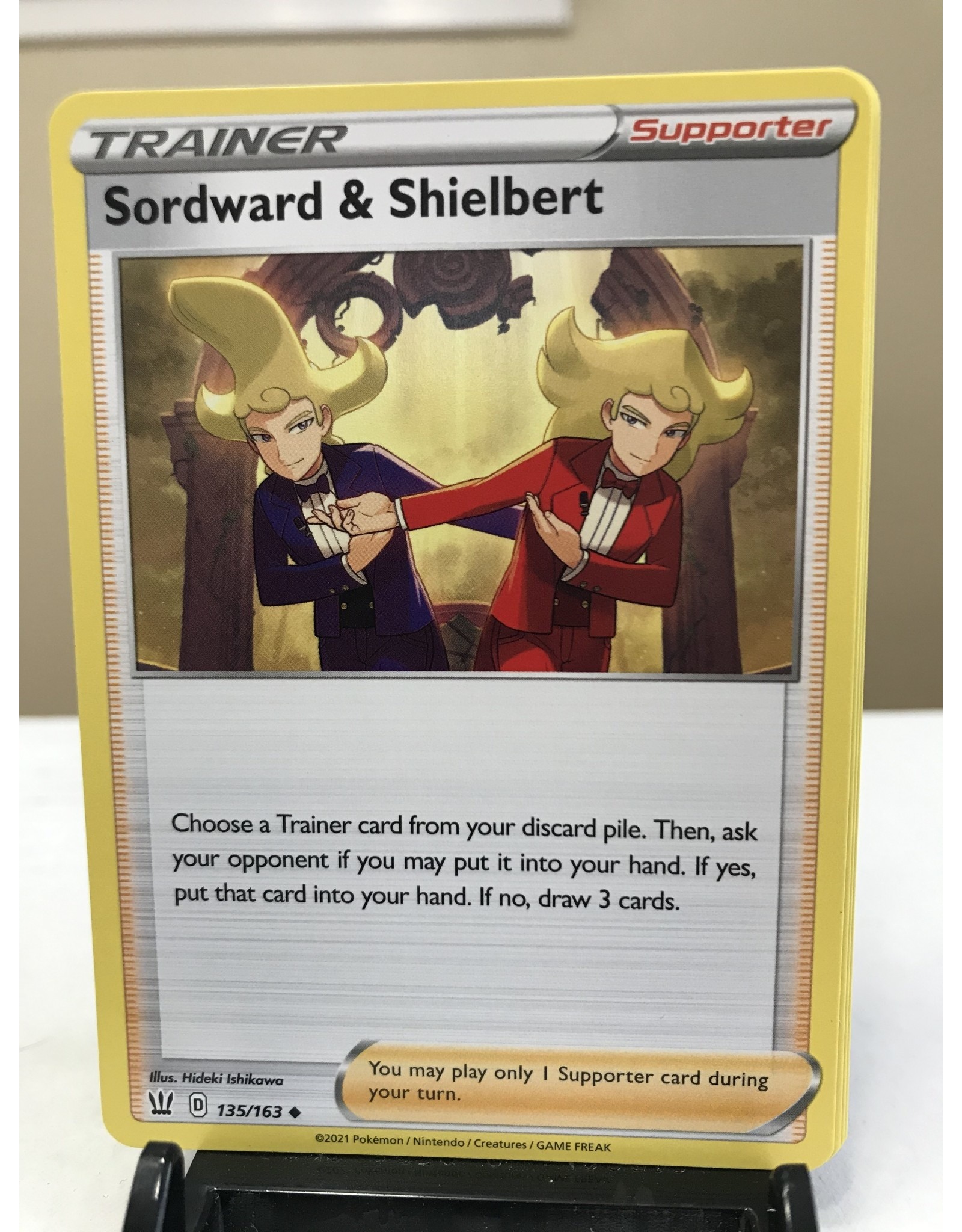 Pokemon Sordward and Shielbert 135/163