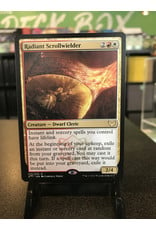 Magic Radiant Scrollwielder  (STX)