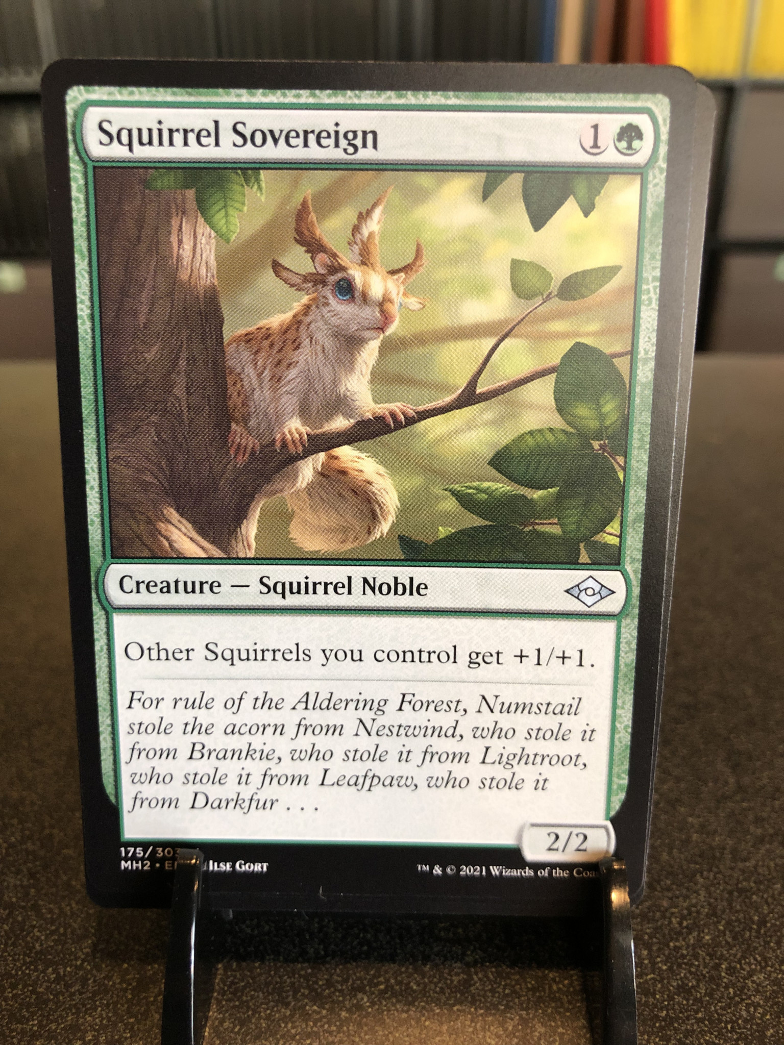 Magic Squirrel Sovereign (MH2) - The Deck Box