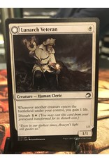 Magic Lunarch Veteran // Luminous Phantom  (MID)