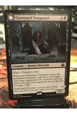 Magic Graveyard Trespasser // Graveyard Glutton  (MID)