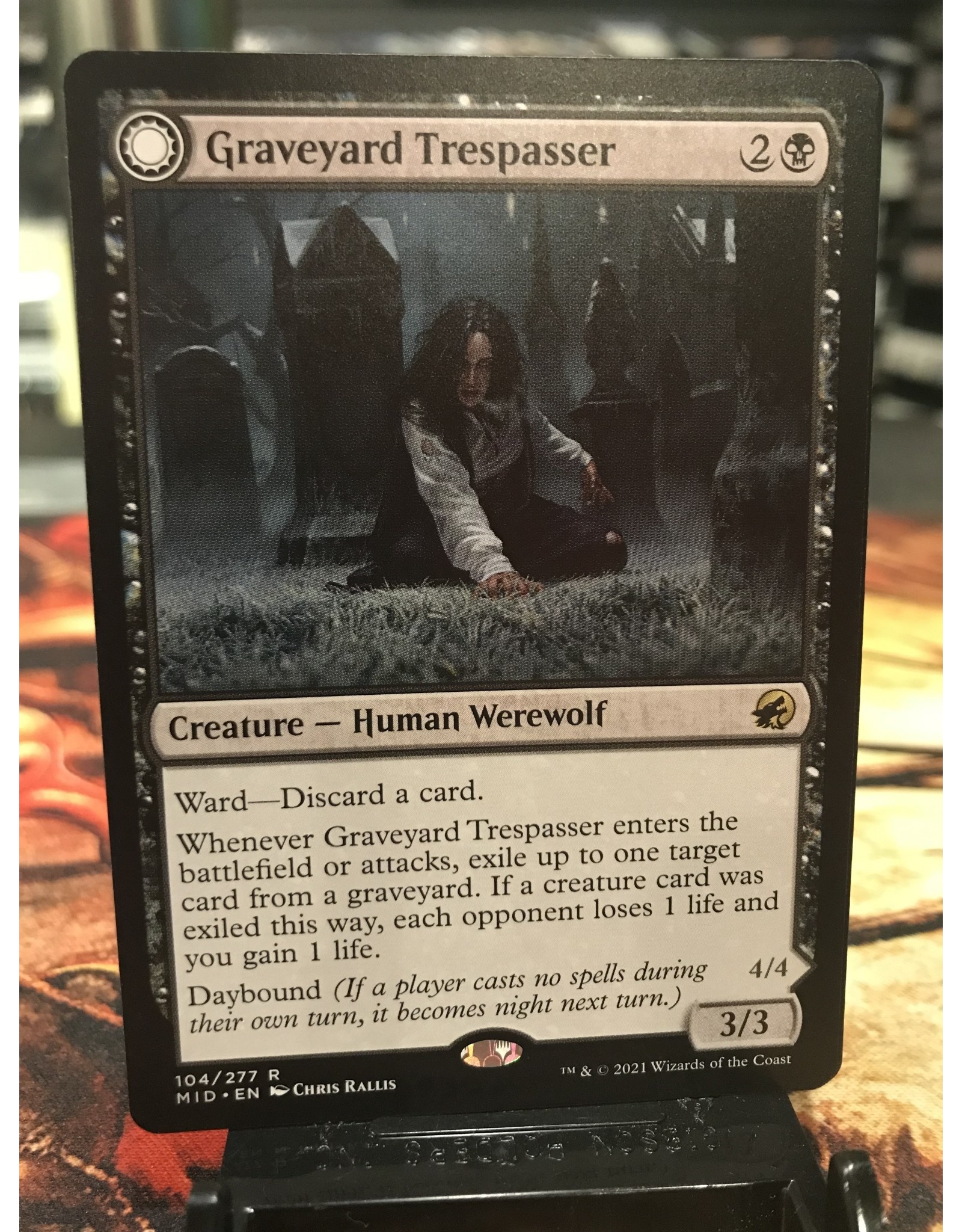 Magic Graveyard Trespasser // Graveyard Glutton  (MID)
