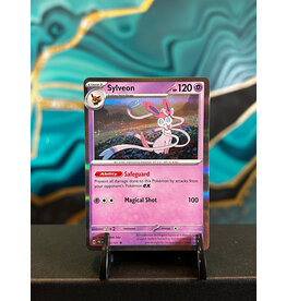 Sylveon  040/131