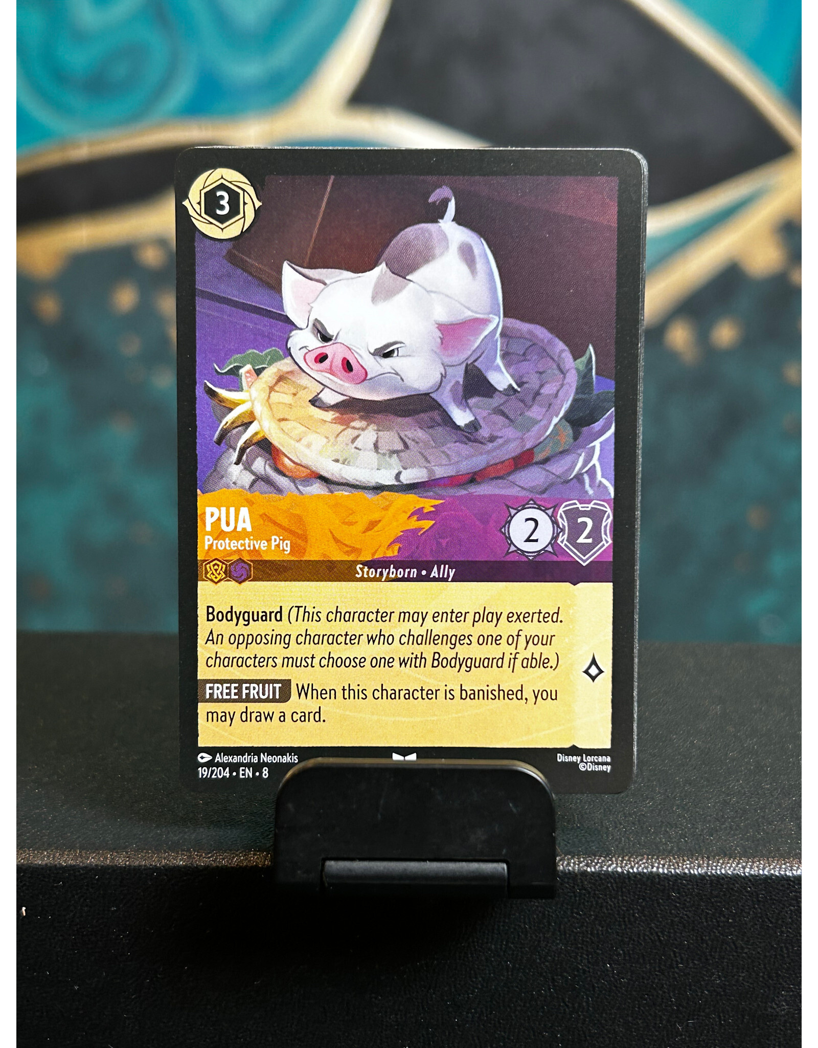 Pua - Protective Pig  19/204 (ROJ)