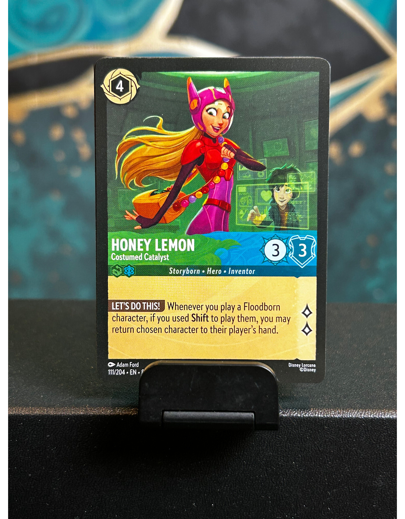 Honey Lemon - Costumed Catalyst  111/204 (ROJ)