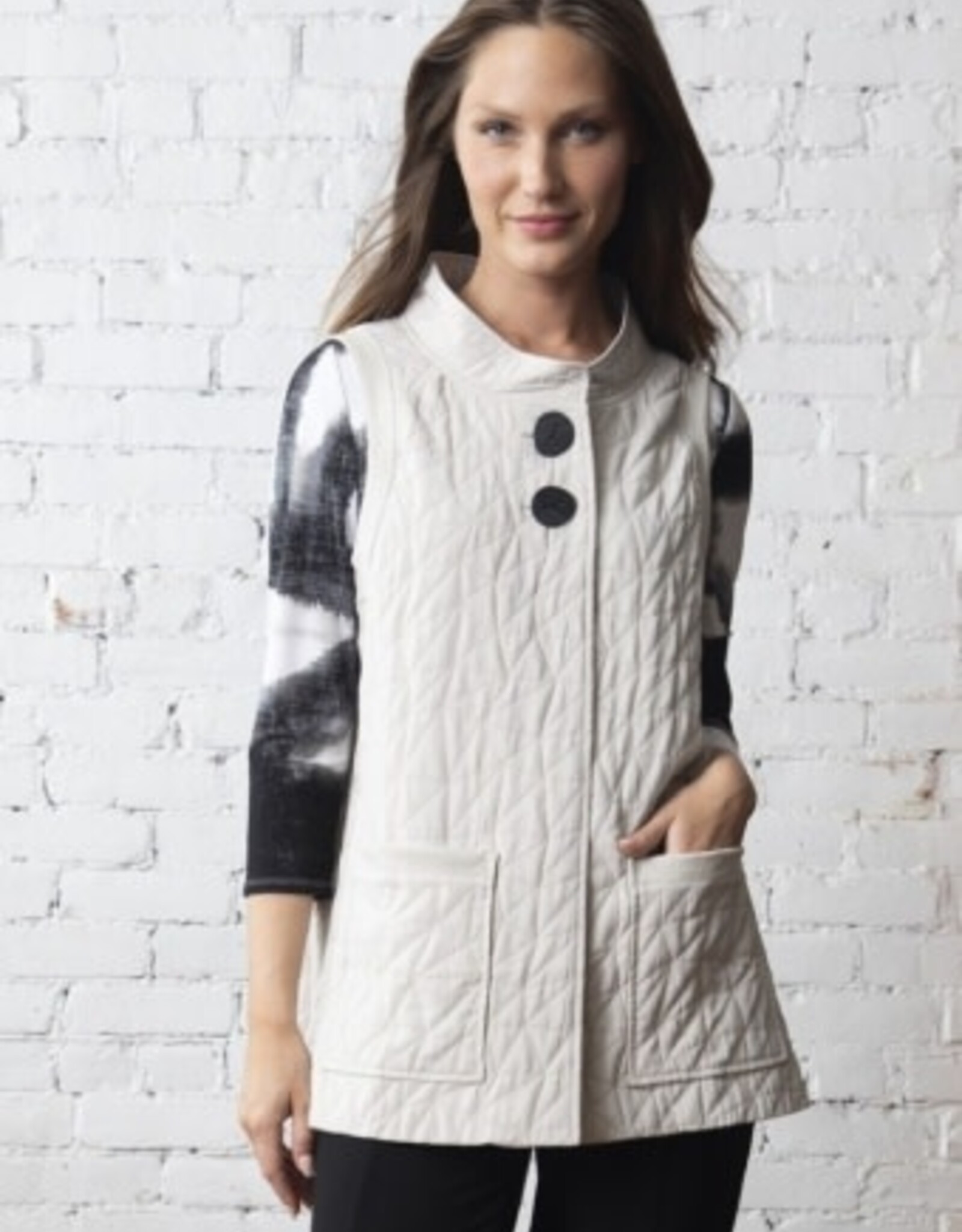 Habitat Clothes to Live In KALEIDOSCOPE QUILT LAYER VEST S25O