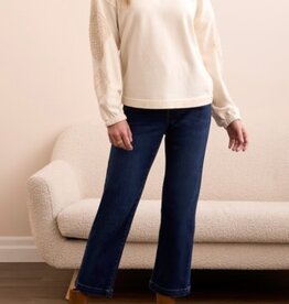 Tribal CREW NECK APPLIQUE DTL  W/SPECIAL WASH-CREAM