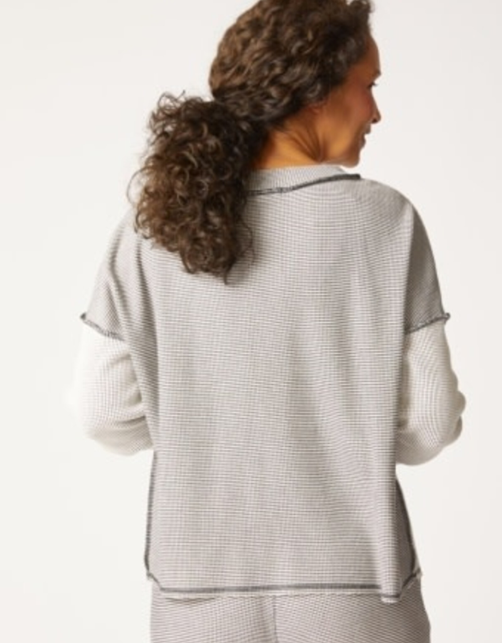 Habitat Clothes to Live In OPPOSITES ATTRACT INSIDE OUT PULLOVER F25H