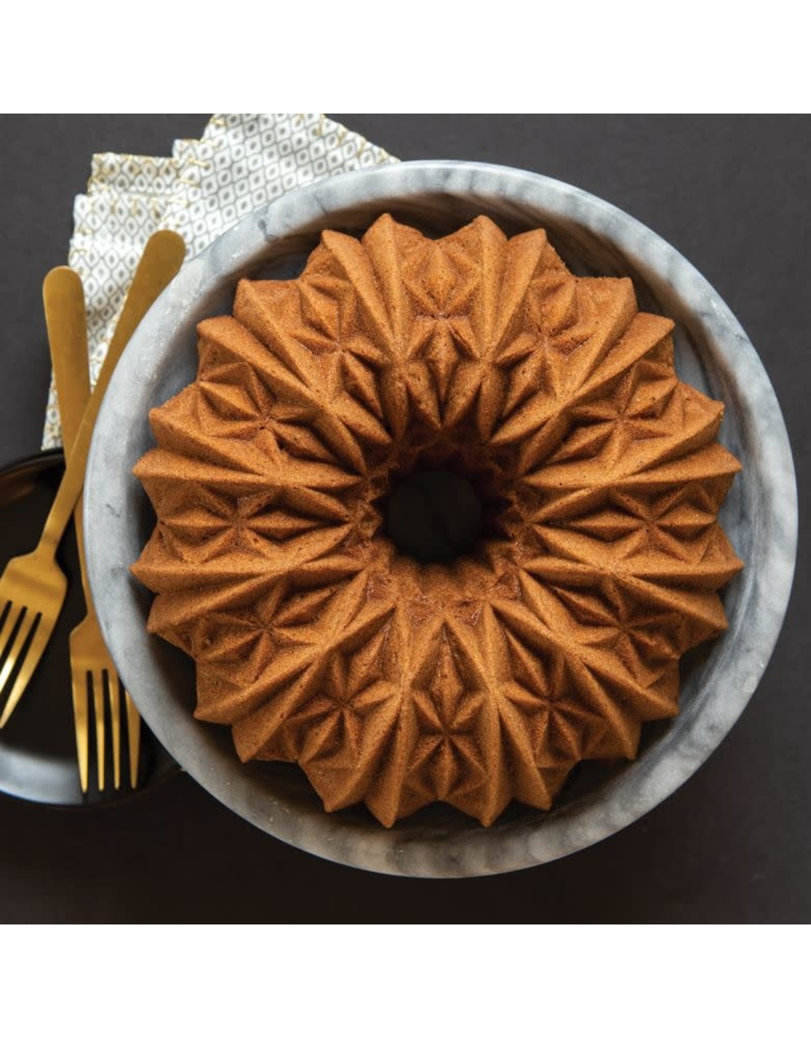 Nordic Ware Nordic Ware Cut Crystal Bundt Pan