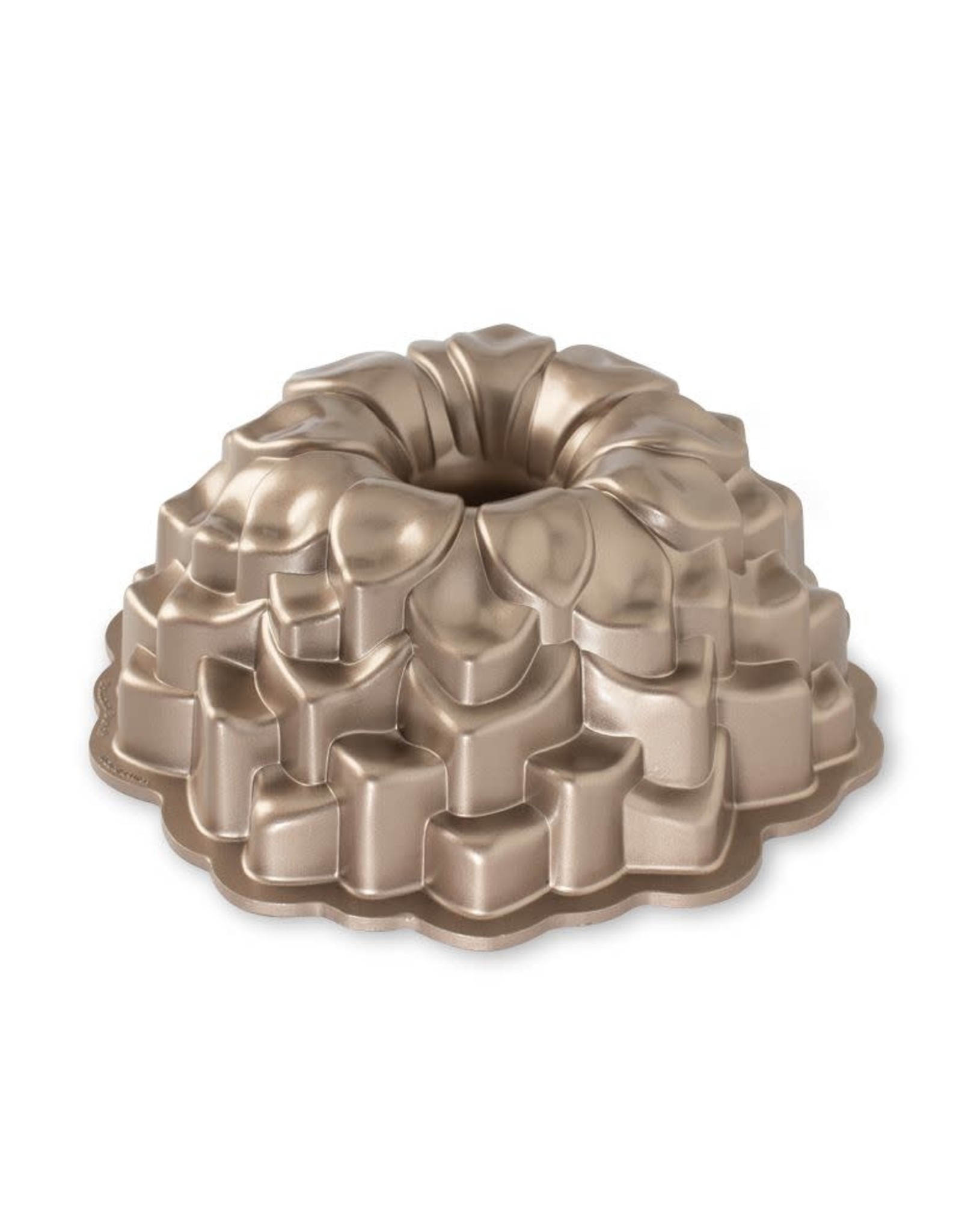 https://cdn.shoplightspeed.com/shops/635781/files/28419094/1600x2048x2/nordic-ware-blossom-bundt-pan.jpg