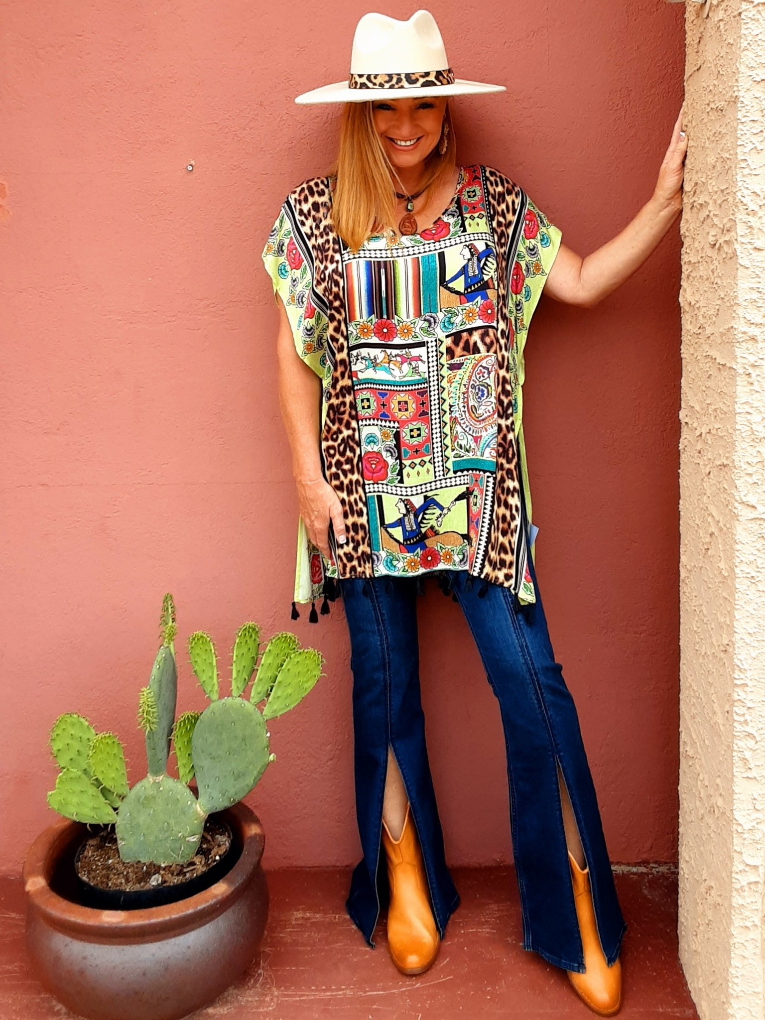 Double D Jypsy Rose Poncho (SMALL 