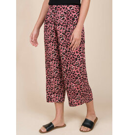 Ivy Jane Ivy Jane Pink Leopard Pants