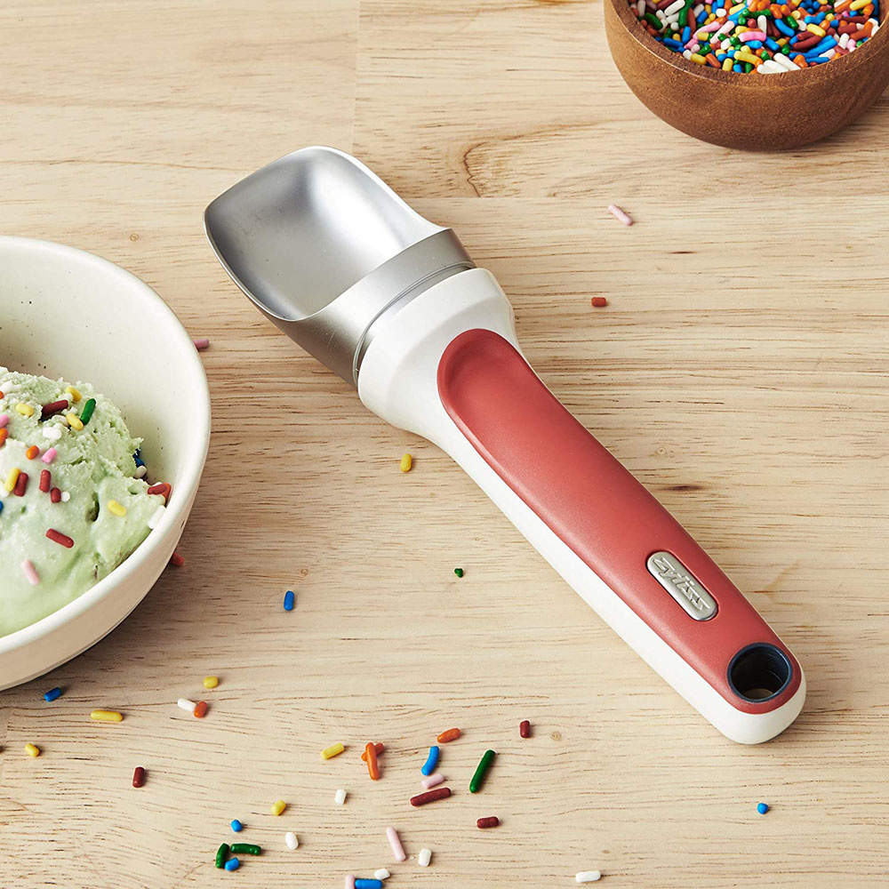 The Right Scoop Ice Cream Scoop, Assorted Colors