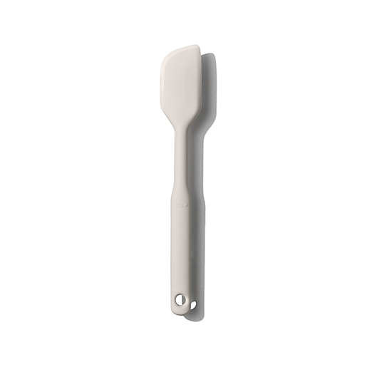 https://cdn.shoplightspeed.com/shops/635781/files/35760967/oxo-oxo-oat-medium-silicone-spatula.jpg