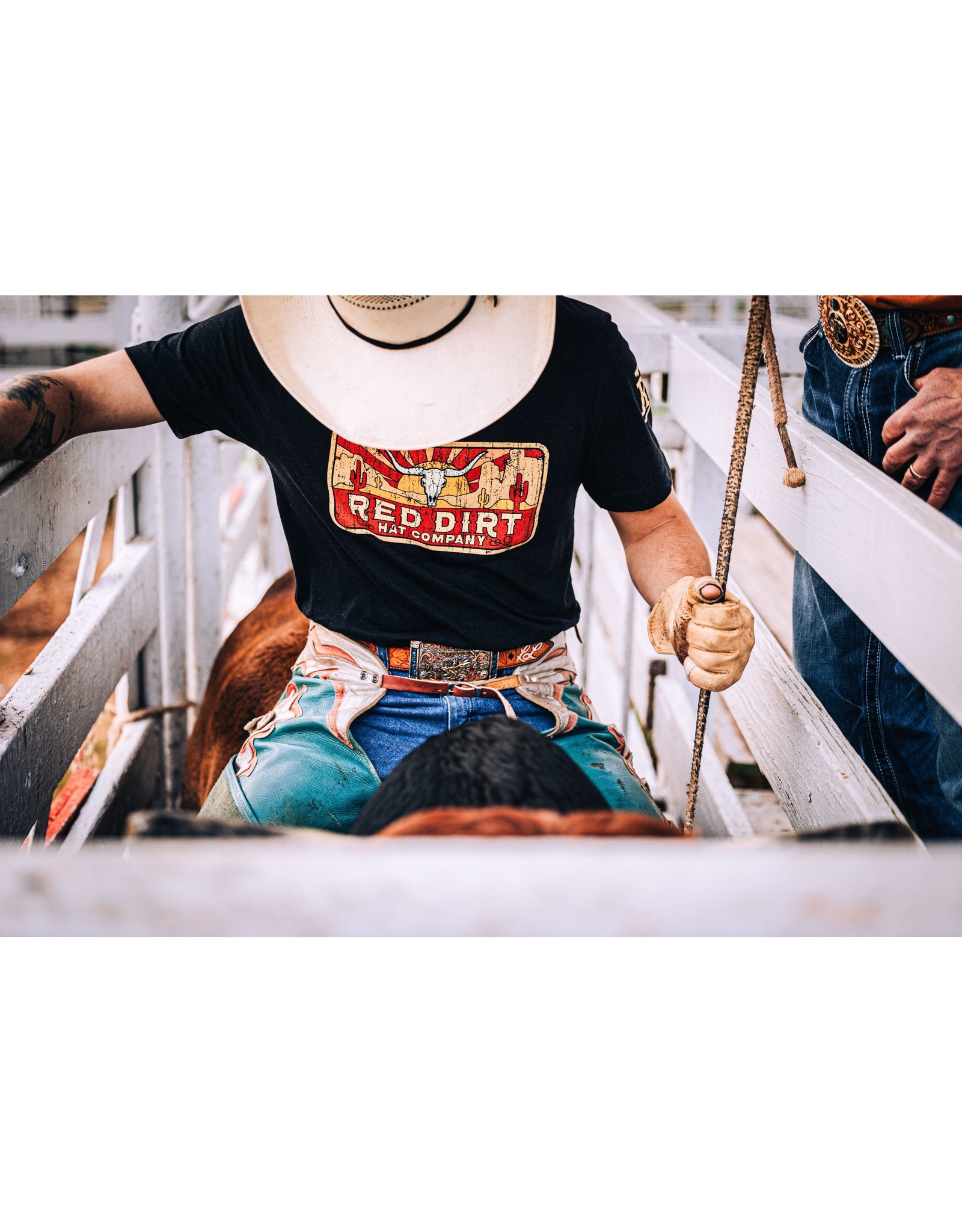 Red Dirt Designs Red Dirt Hat Co Longhorn Skull T-Shirt Black Heather