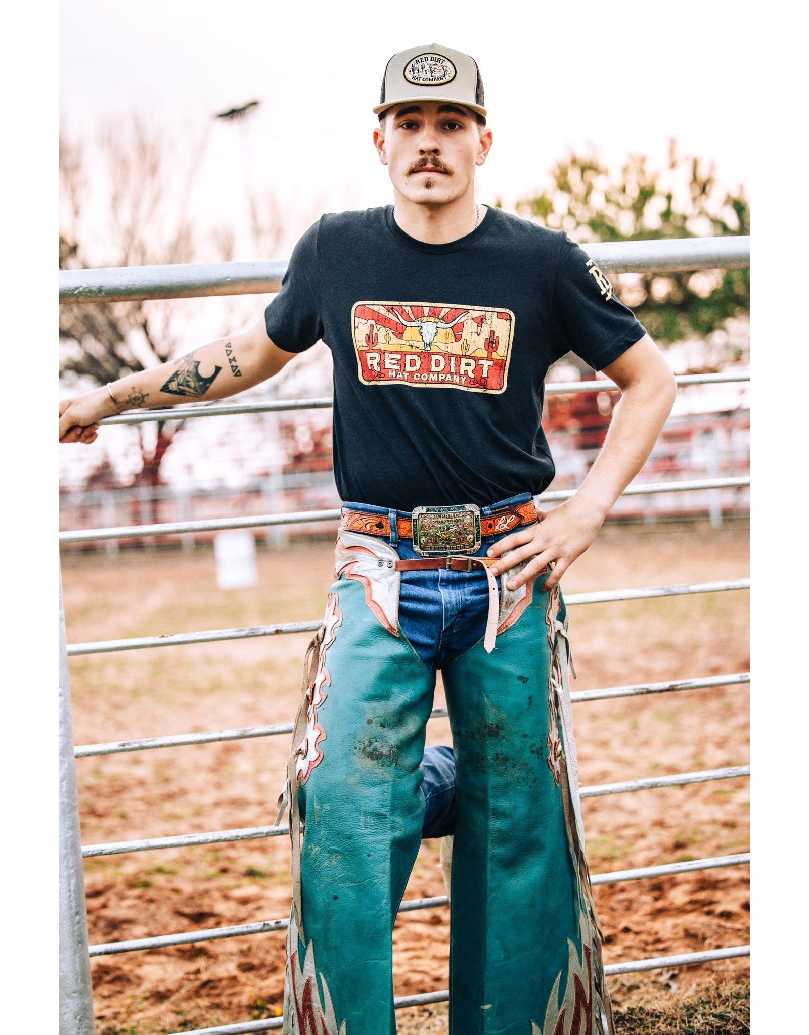 Red Dirt Designs Red Dirt Hat Co Longhorn Skull T-Shirt Black Heather