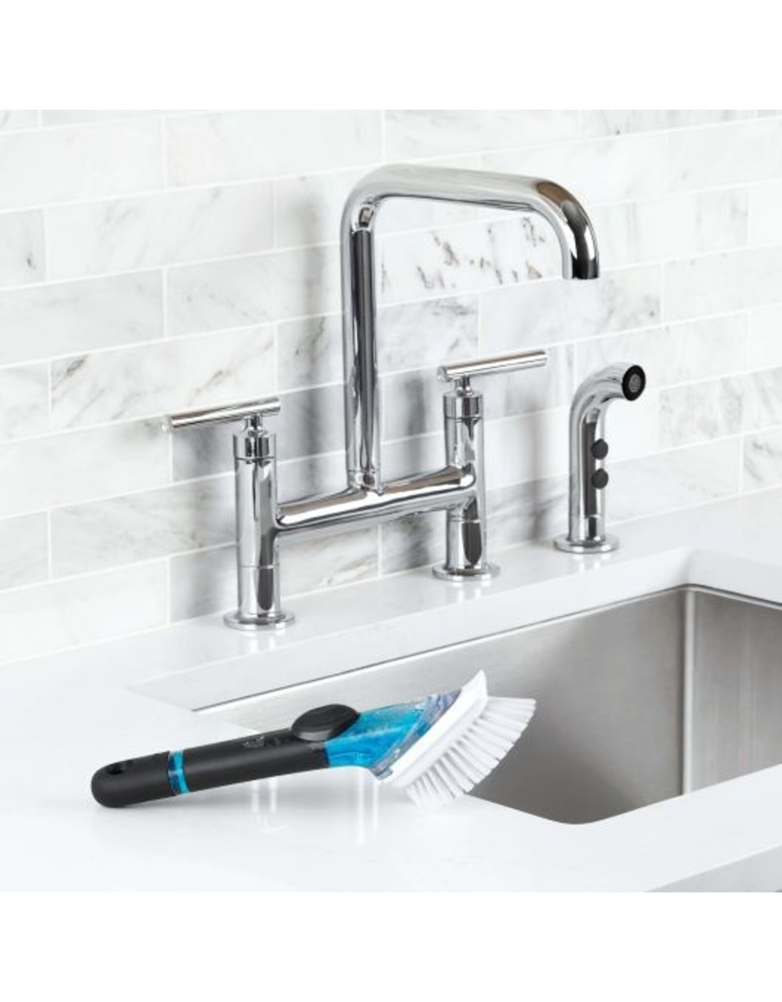 OXO OXO Soap Dispensing Dish Brush