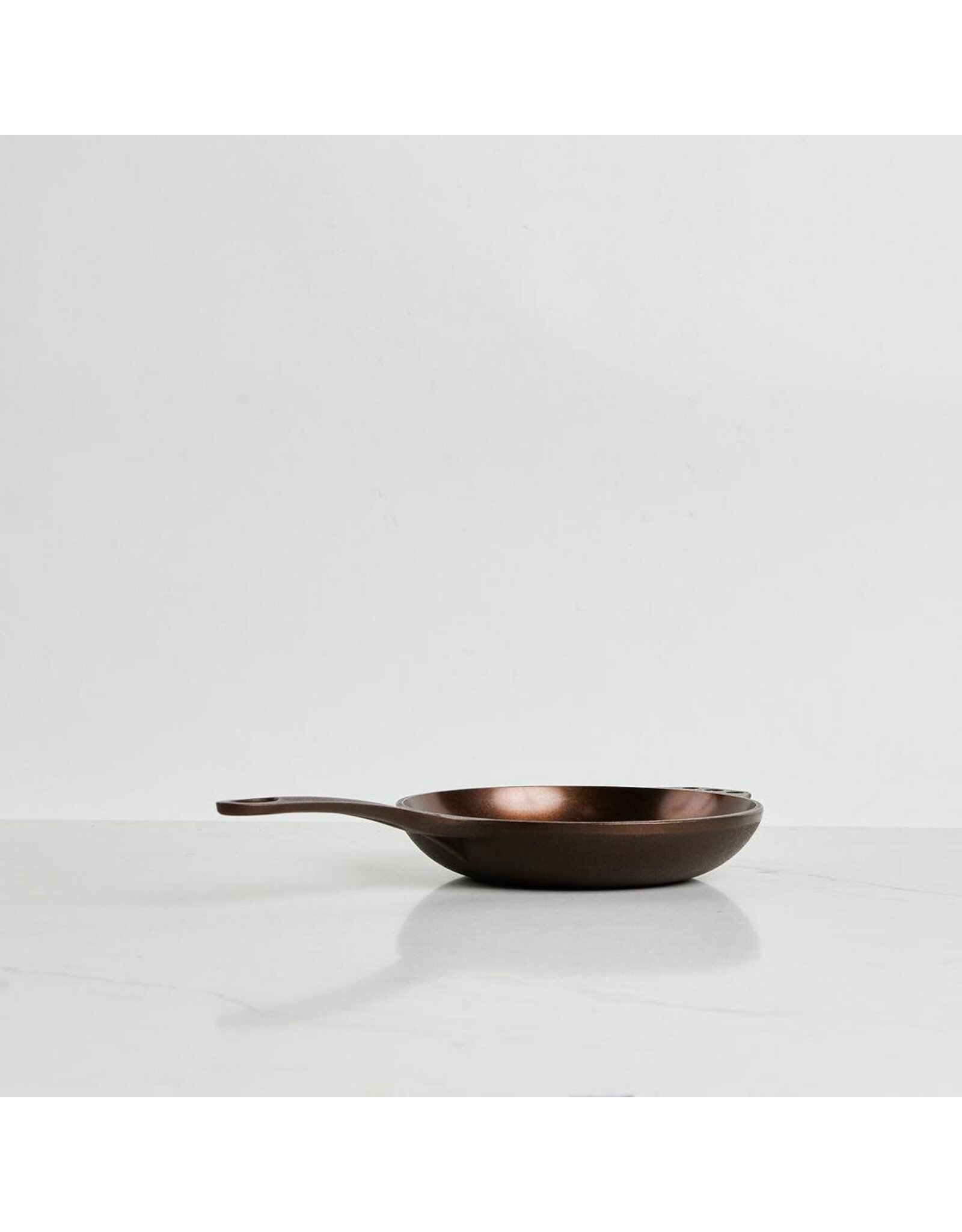 Smithey Smithey No. 8 Cast Iron Chef Skillet