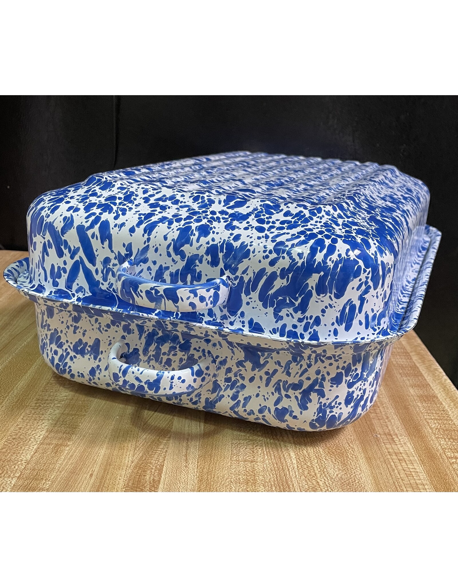 Enamelware  Large Covered Rectangle Roaster Splatterware Blue