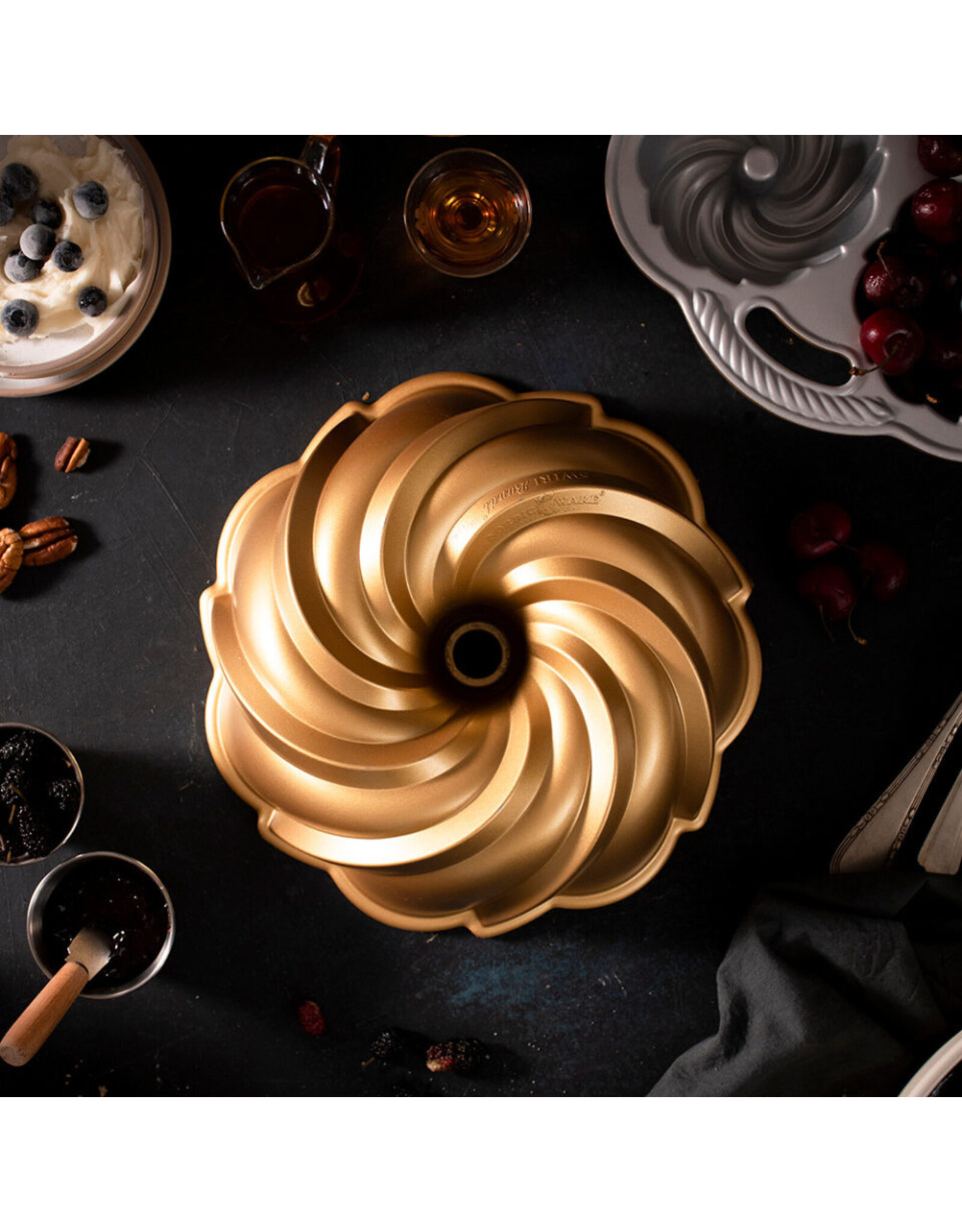 Nordic Ware Nordic Ware Swirl Bundt Pan