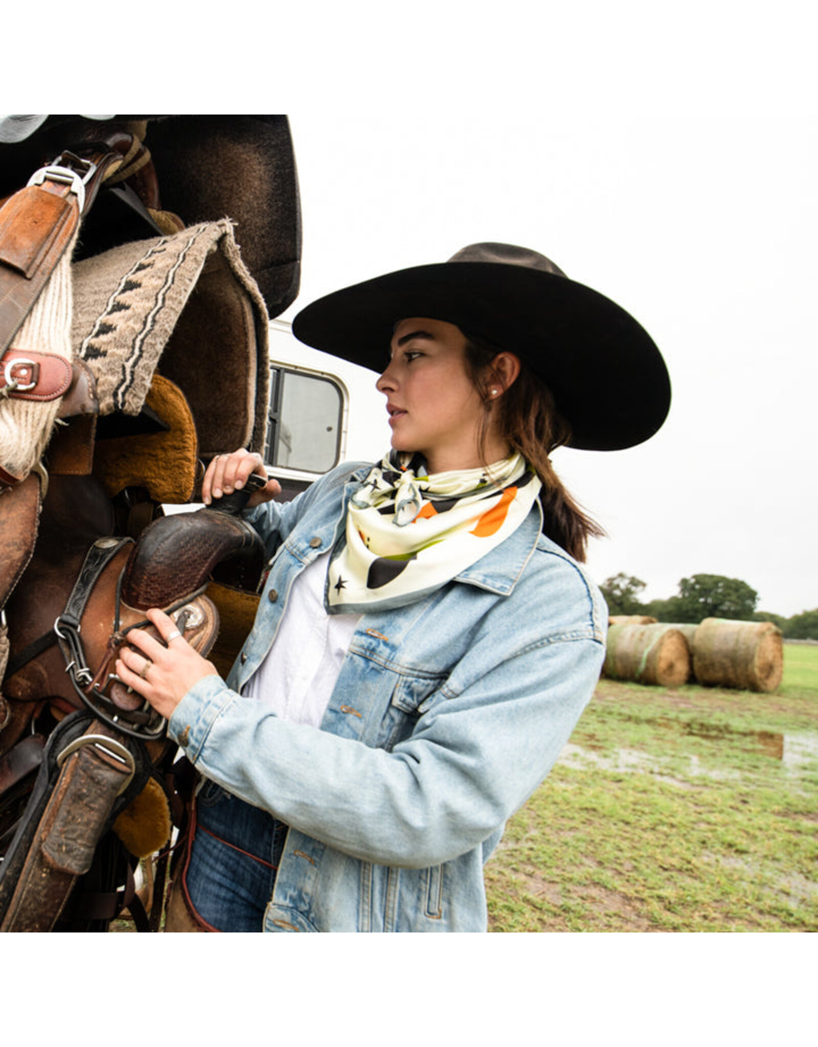 Fringe Scarves Fringe Saviour Shorty