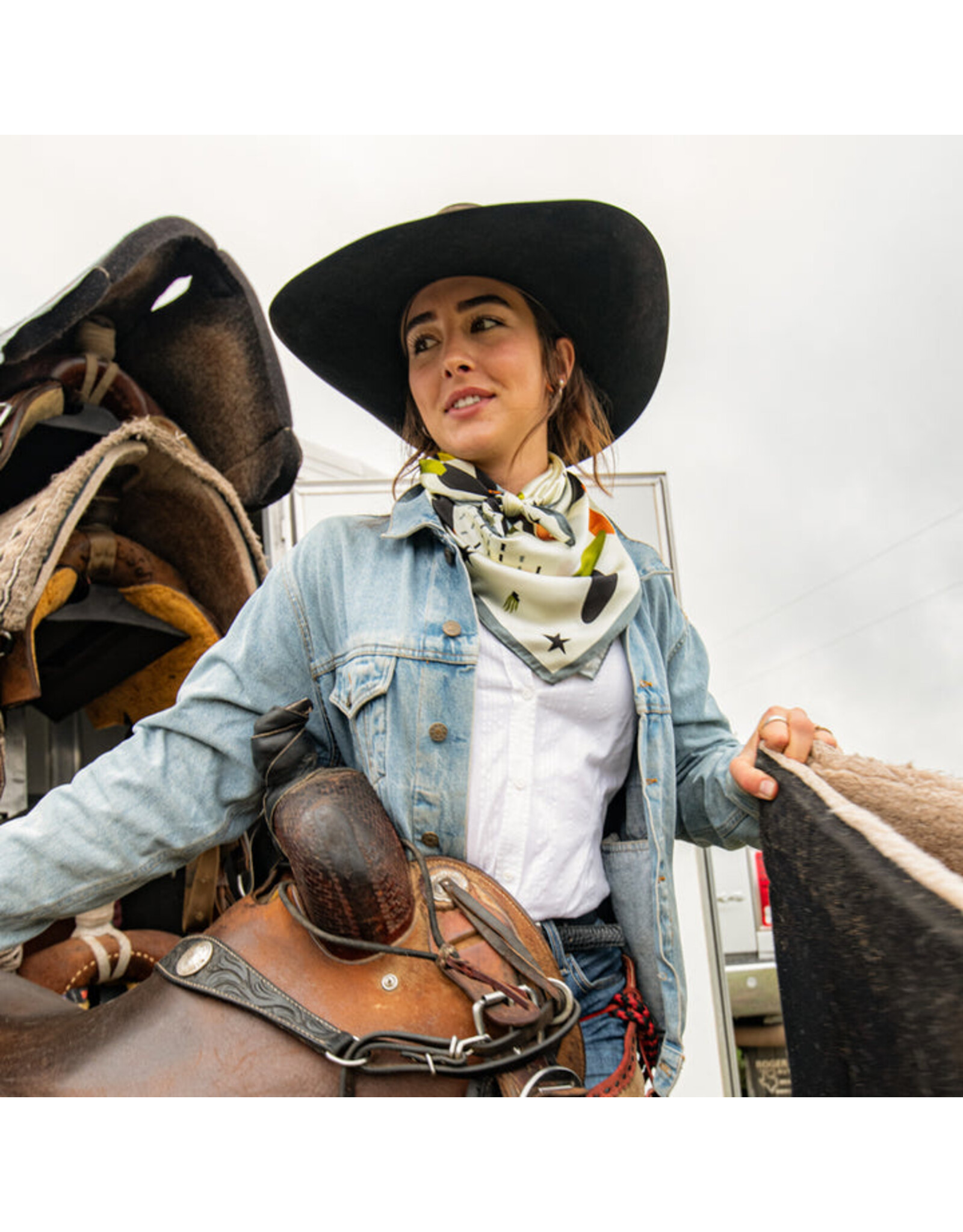 Fringe Scarves Fringe Saviour Shorty
