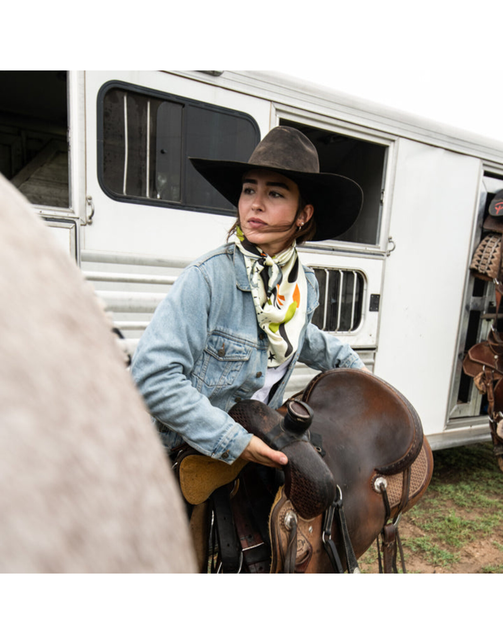 Fringe Scarves Fringe Saviour Shorty