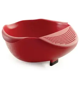 Serving Bowl With Strainer