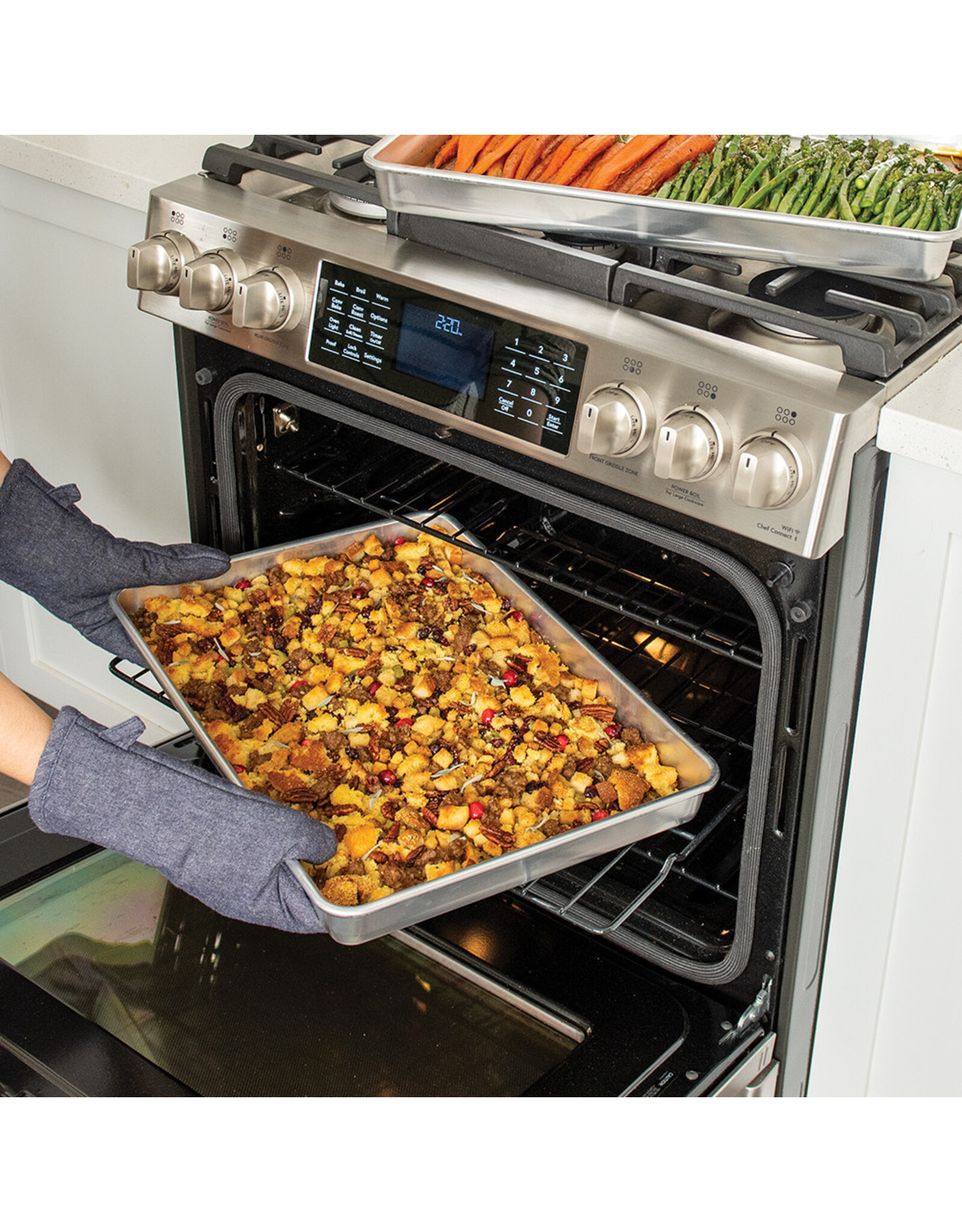 Nordic Ware Naturals Big Batch Pan