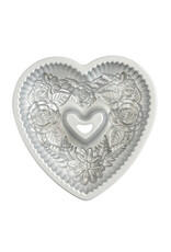 Nordic Ware Nordic Ware Floral Heart Bundt Pan