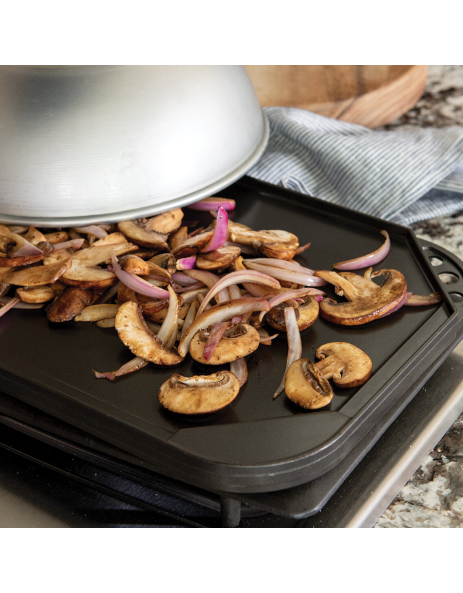 Nordic Ware Nordic Ware High Dome Grill Lid-10”