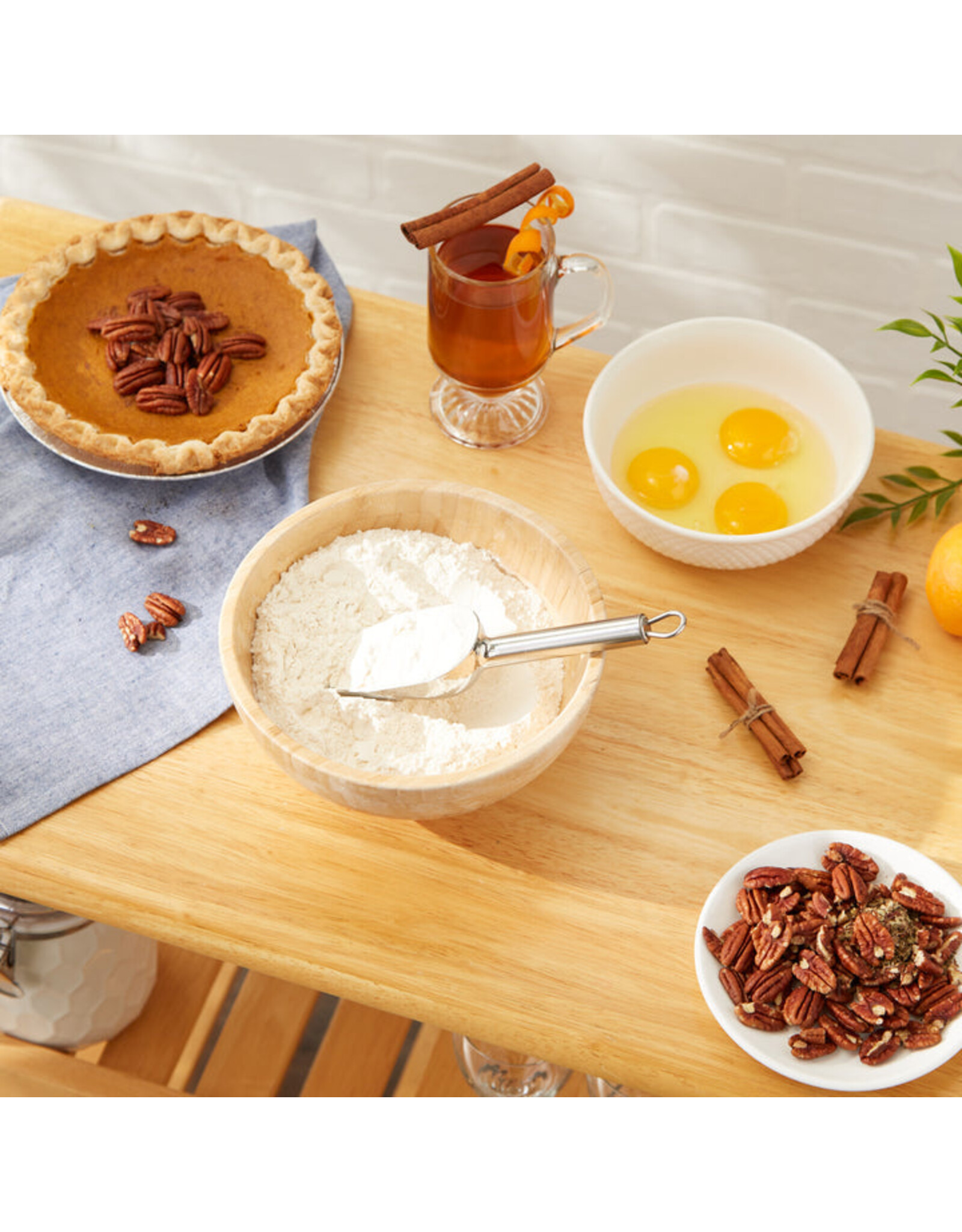 RSVP International Small Polished 18/8 Stainless Steel Scoop