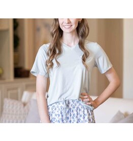 The Royal Standard Highlands V-Neck Pocket Tee in Sky