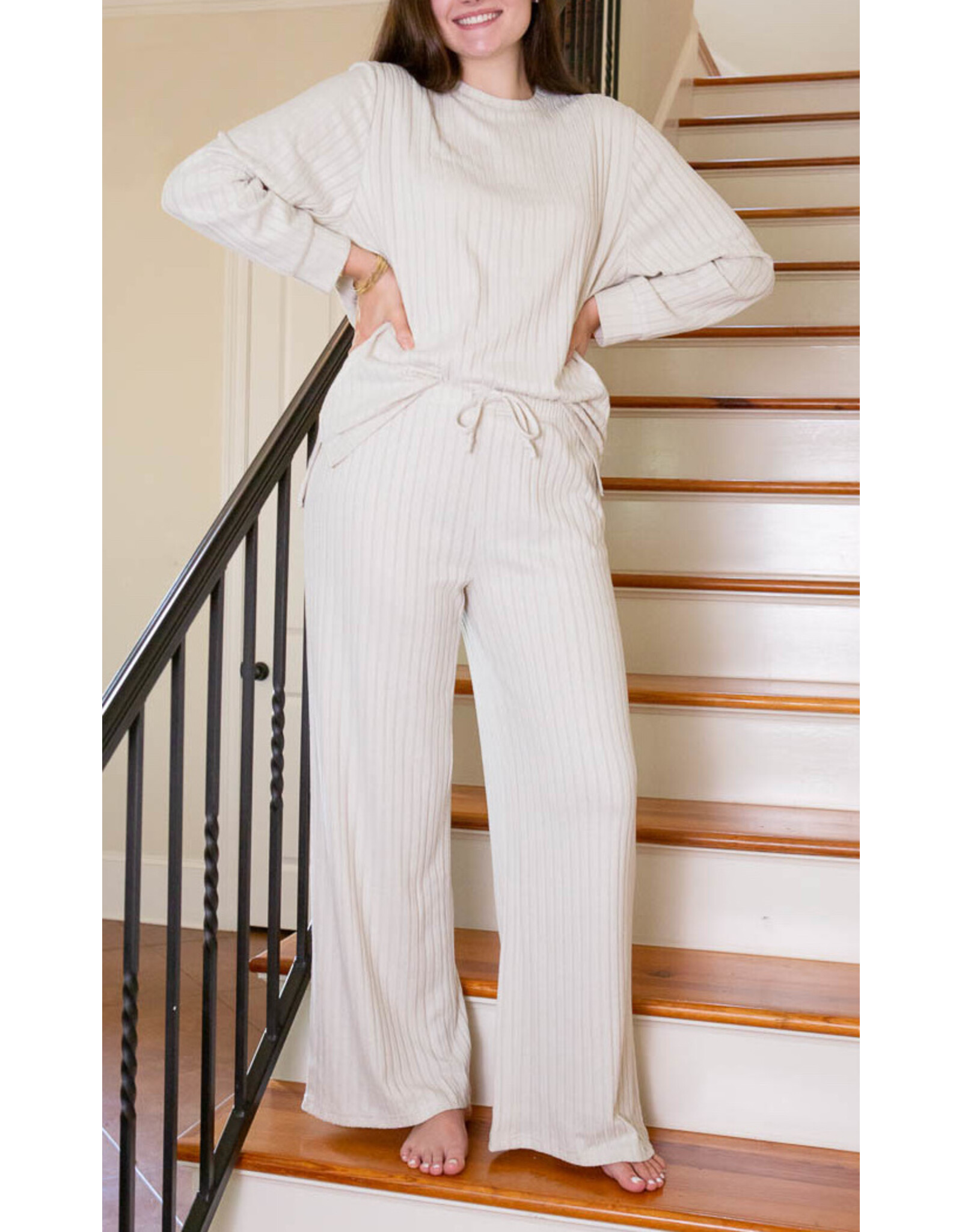 Deese Pullover and Lounge Pants Set