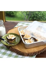 Nordic Ware Nordic Ware 9" Square Cake Pan With Lid