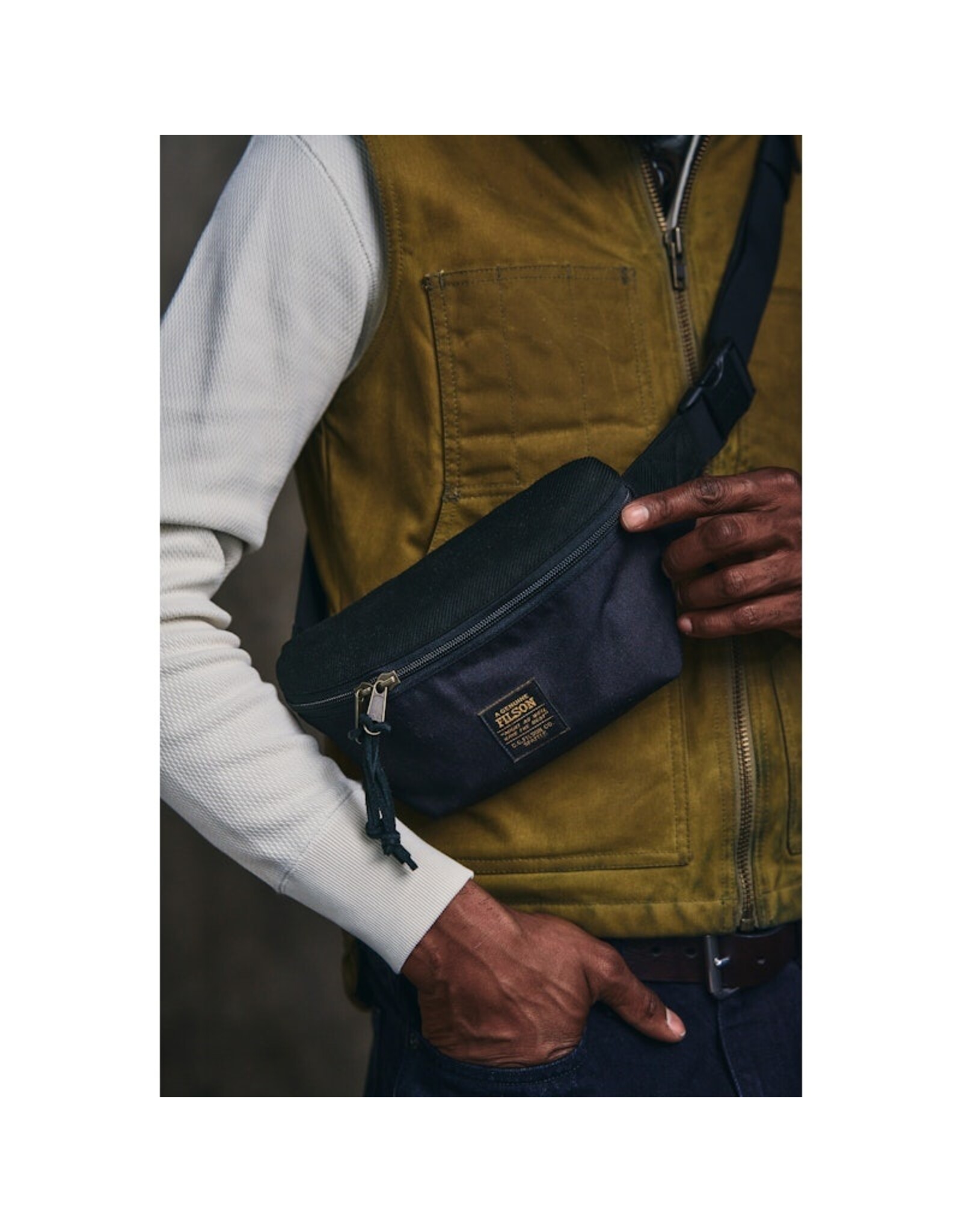 Filson FIlson Surveyor Crossbody Pack