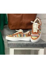 Sally Sneaker