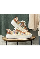 Sally Sneaker