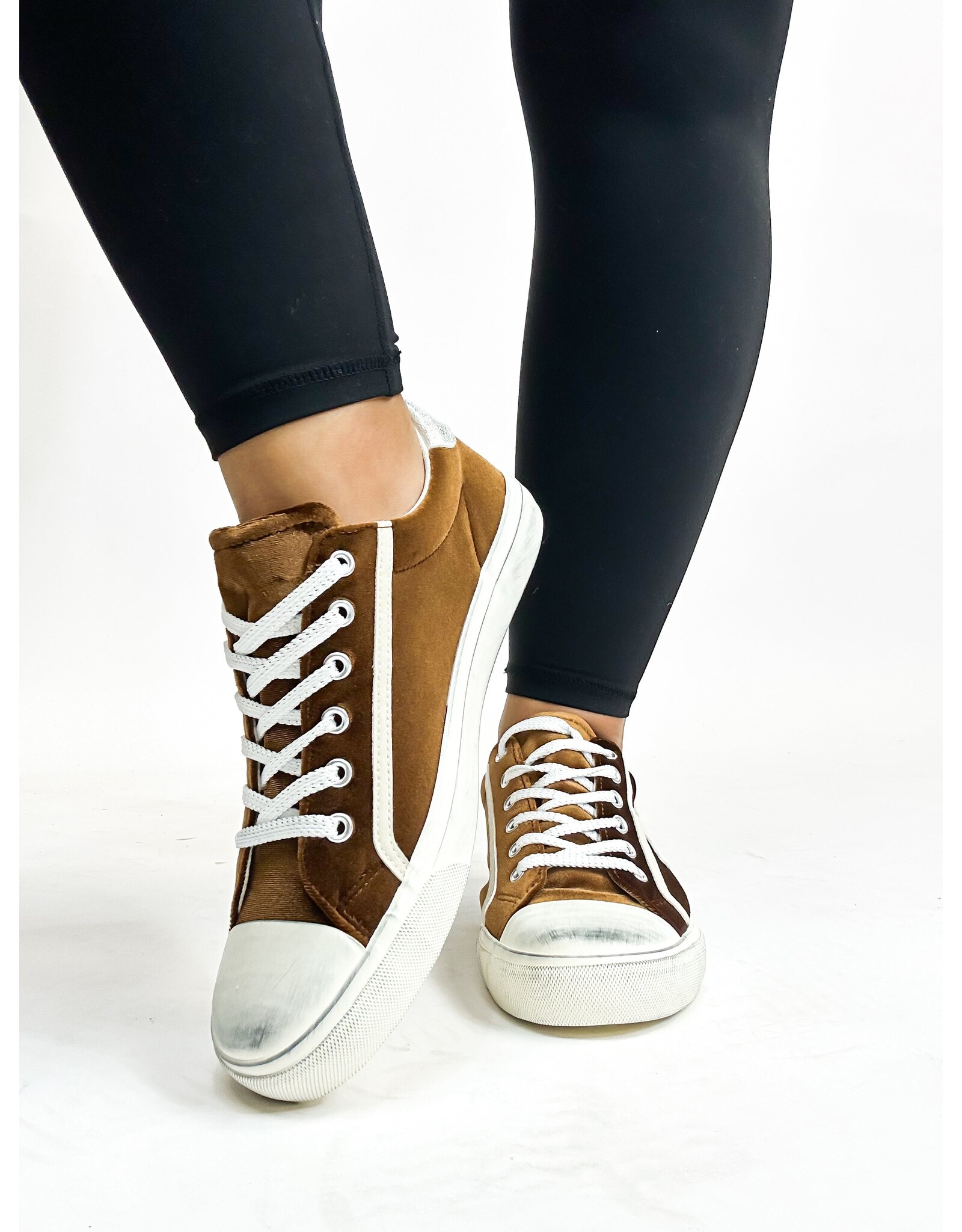 Corkys Corkys Big Dipper Sneaker Cinnamon Velvet