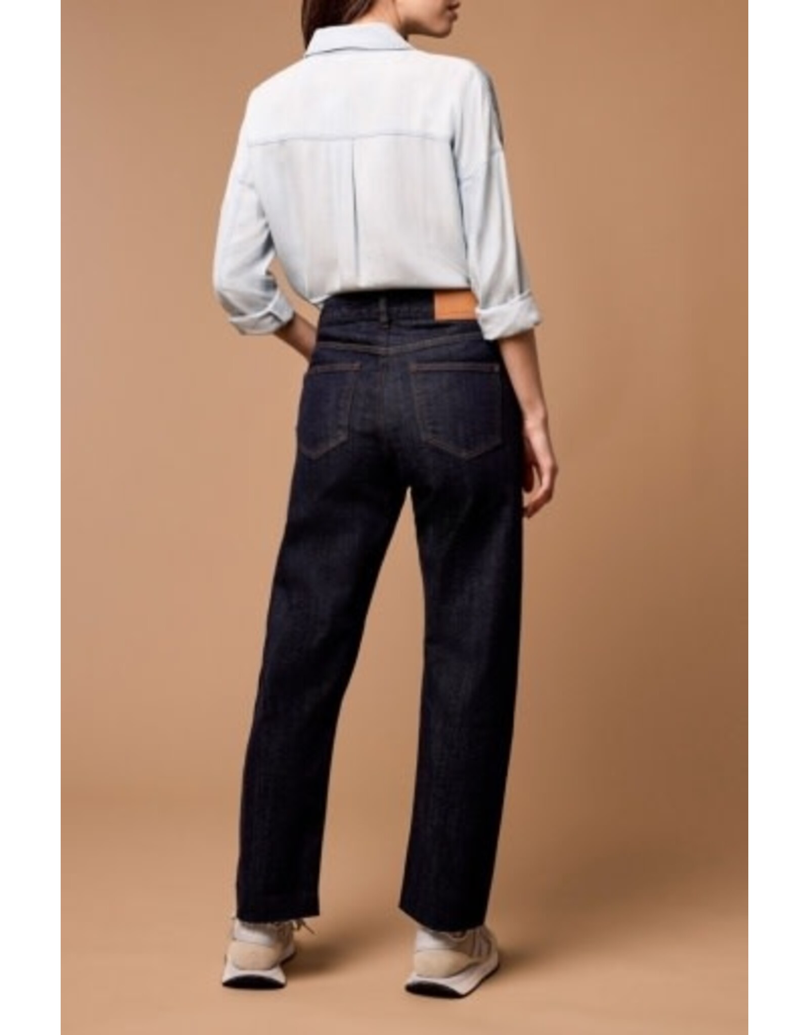 Tribal Tribal Blue Thread Brooke Hugging Straight Jeans
