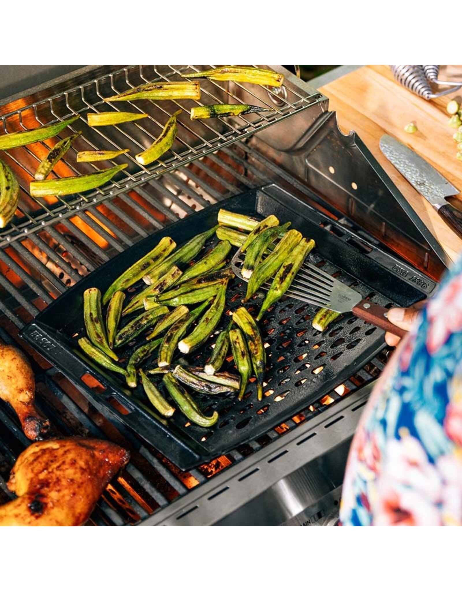 Lodge Lodge 15 x 12 Inch Seasoned Cast Iron Grill Topper