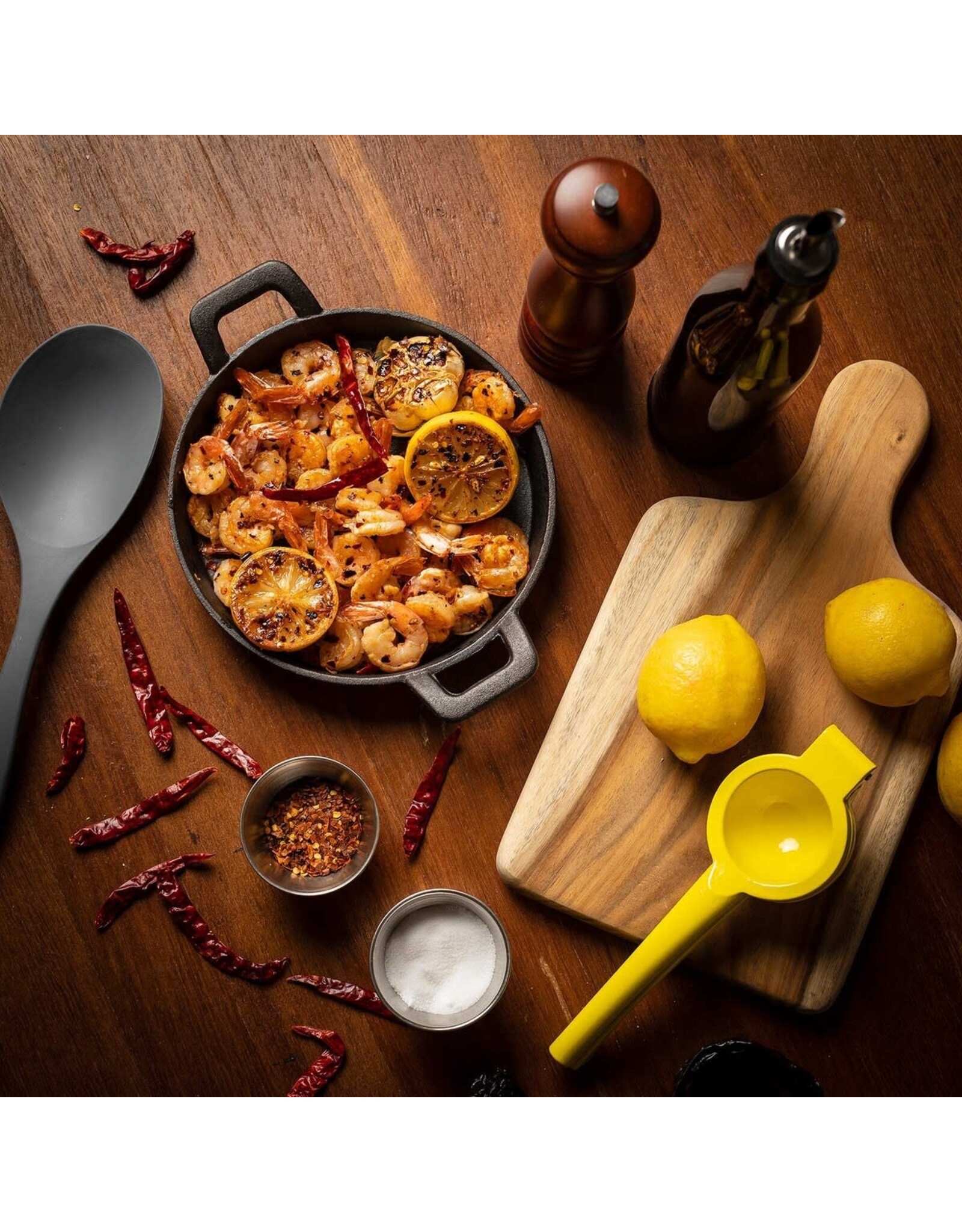 TableCraft Cast Iron Cookware 8" Fajita Platter