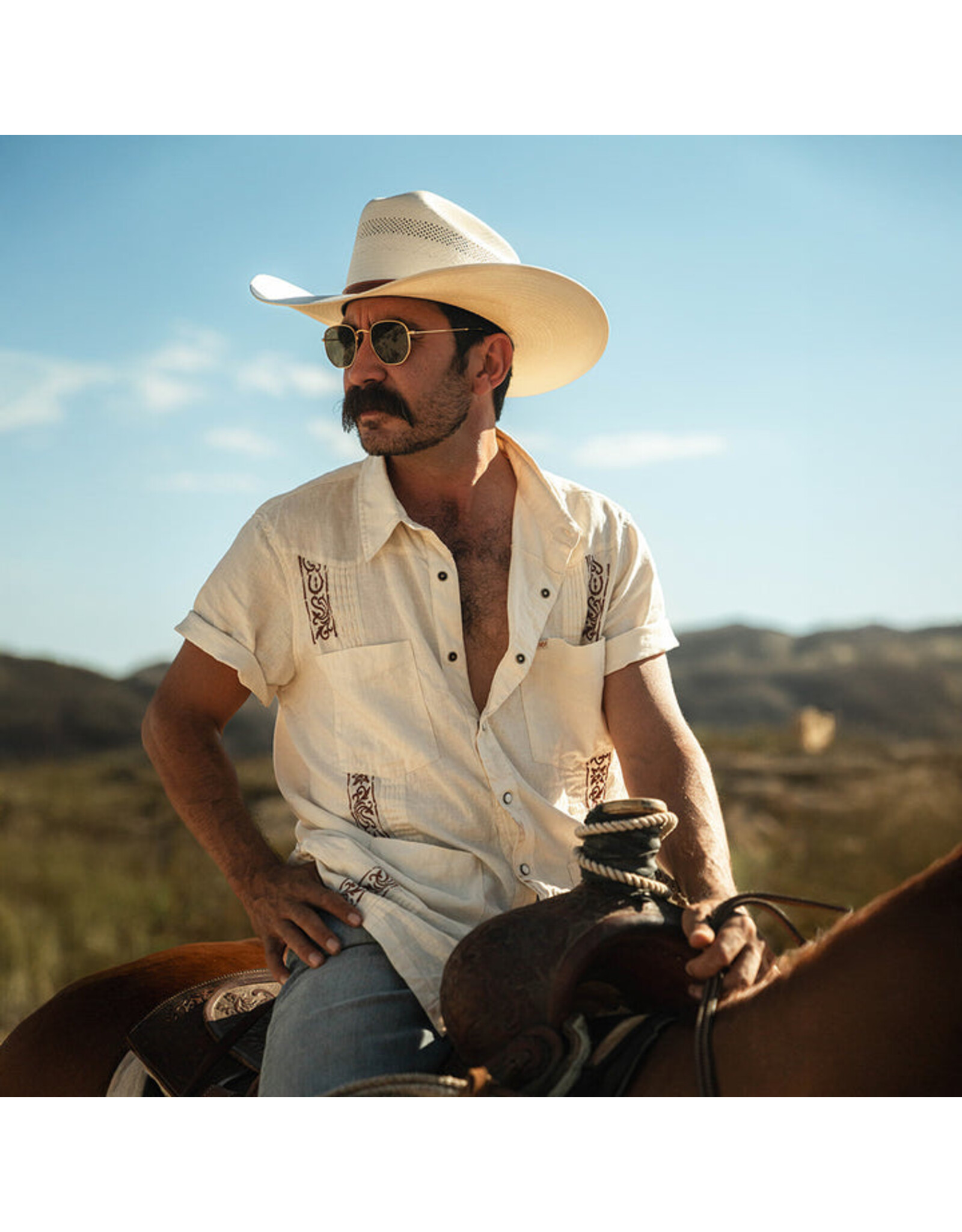 Sendero Caballero Guayabera Vintage White