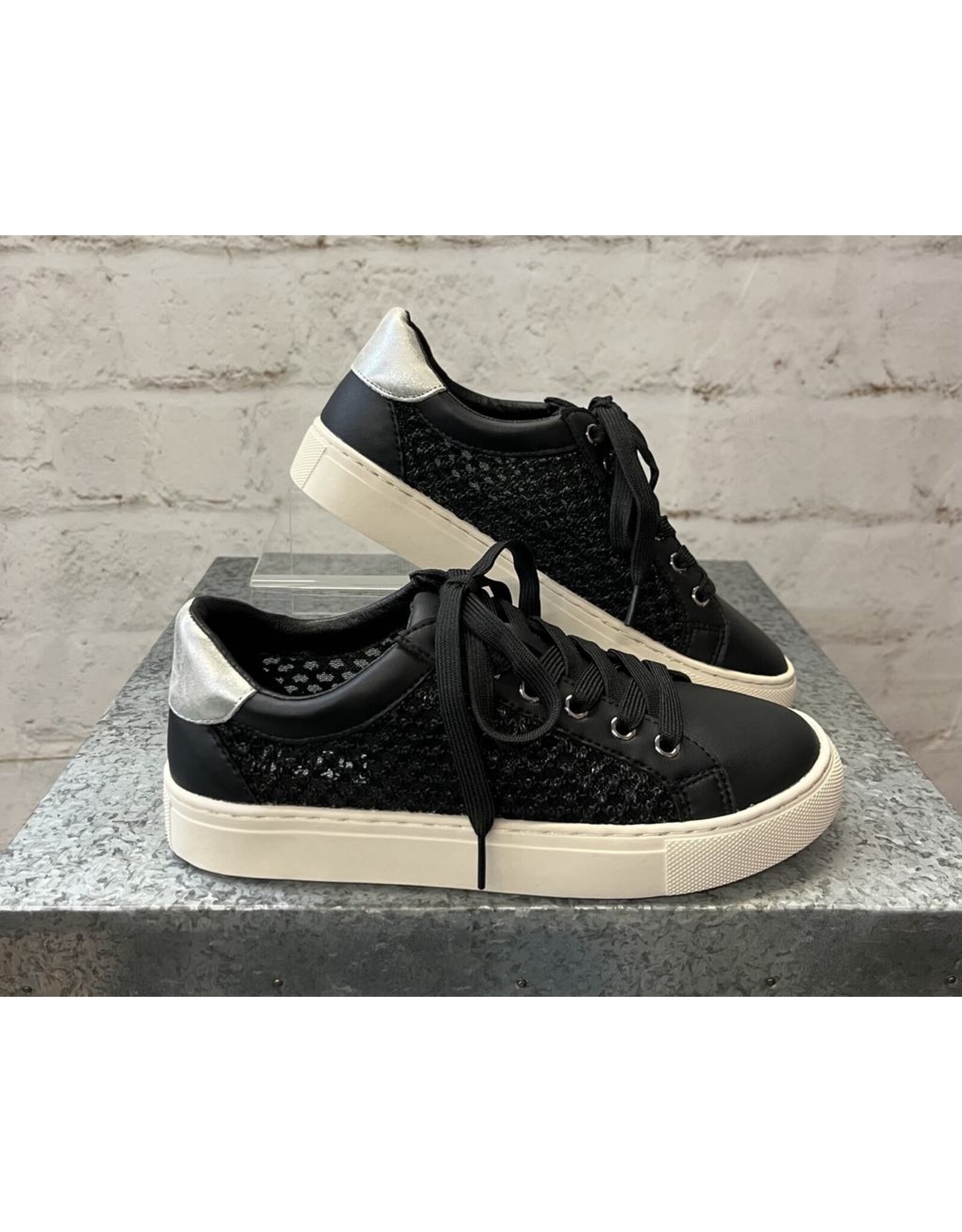 Corkys Corkys Keep Scrolling Sneaker
