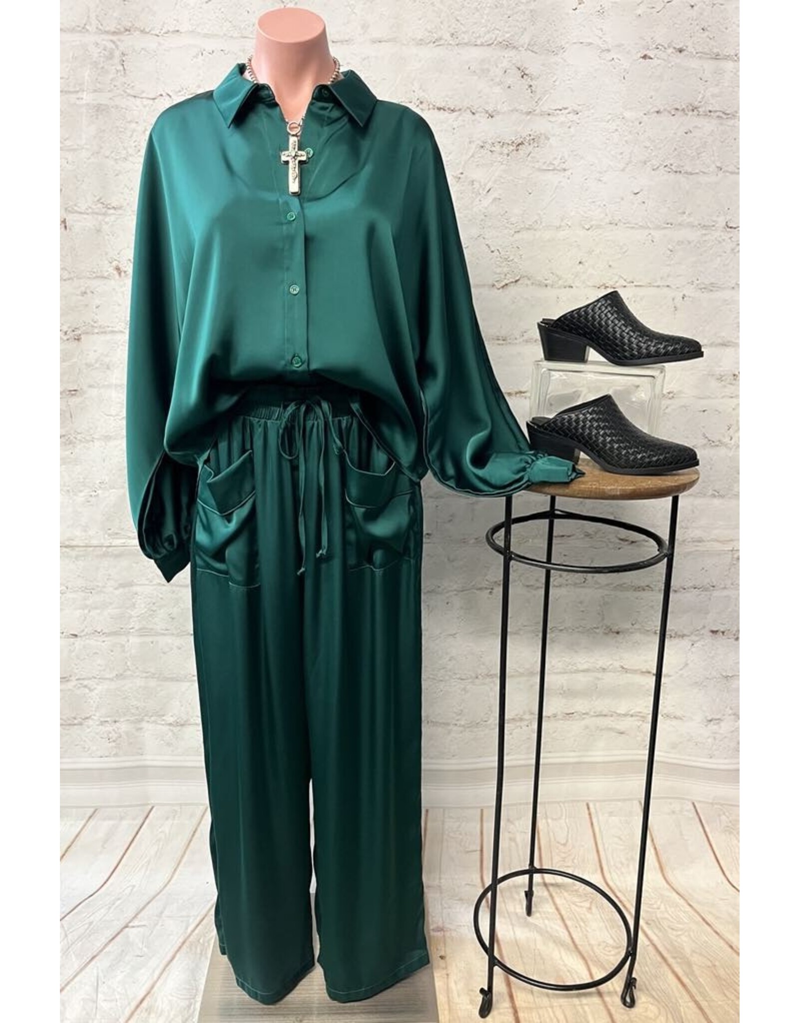 Fallon Sueded Silkish Set