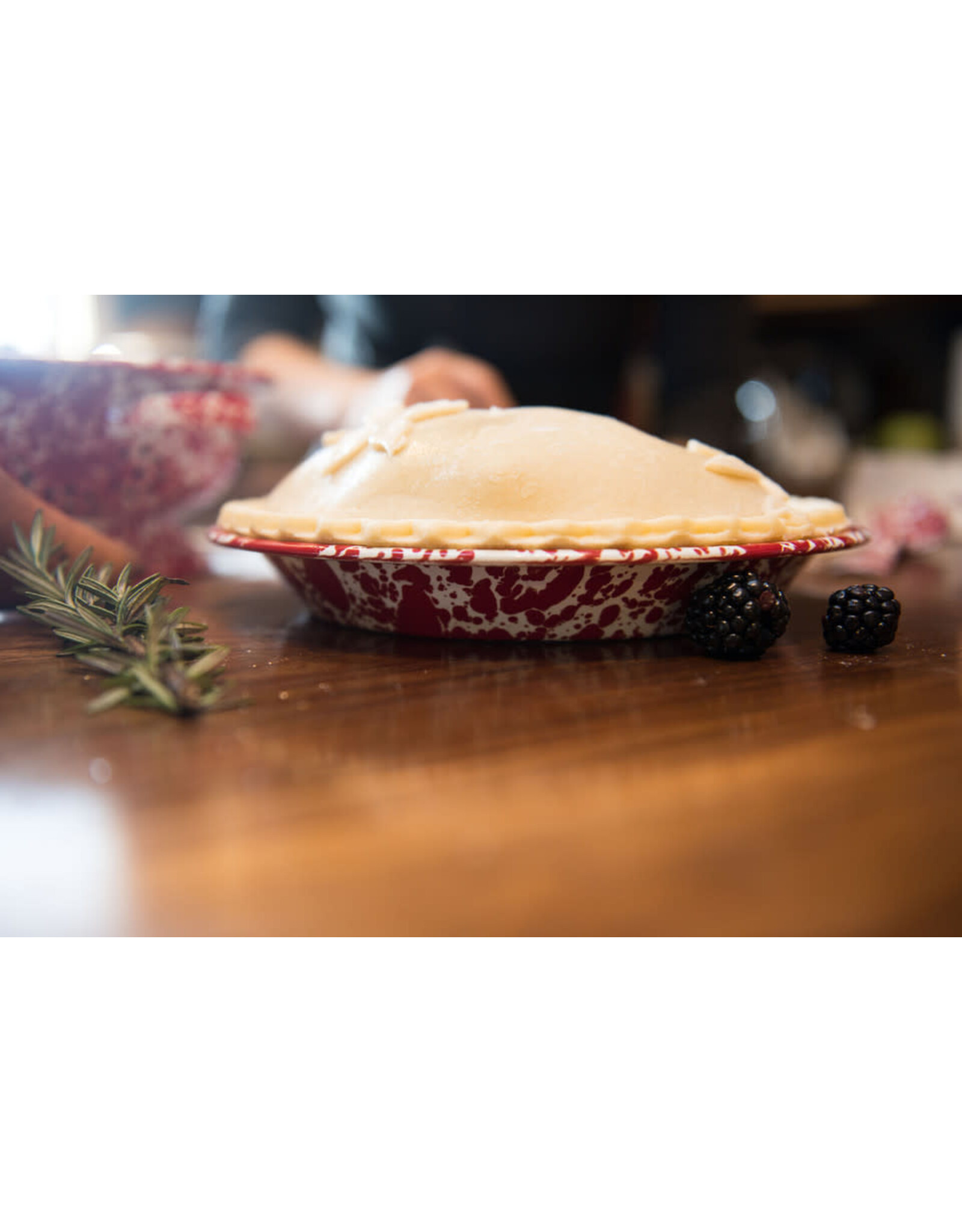 Enamelware 10" Pie Plate Splatterware Red